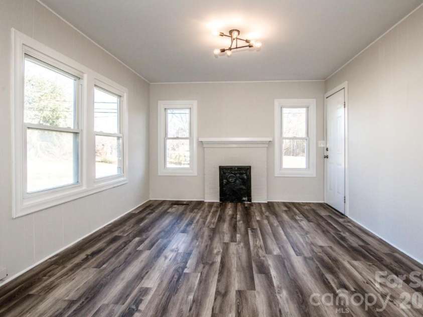 107 Rose Street, Mount Holly, NC 28120.  MLS# CAR4369199, YatesRealty ID 11313. 