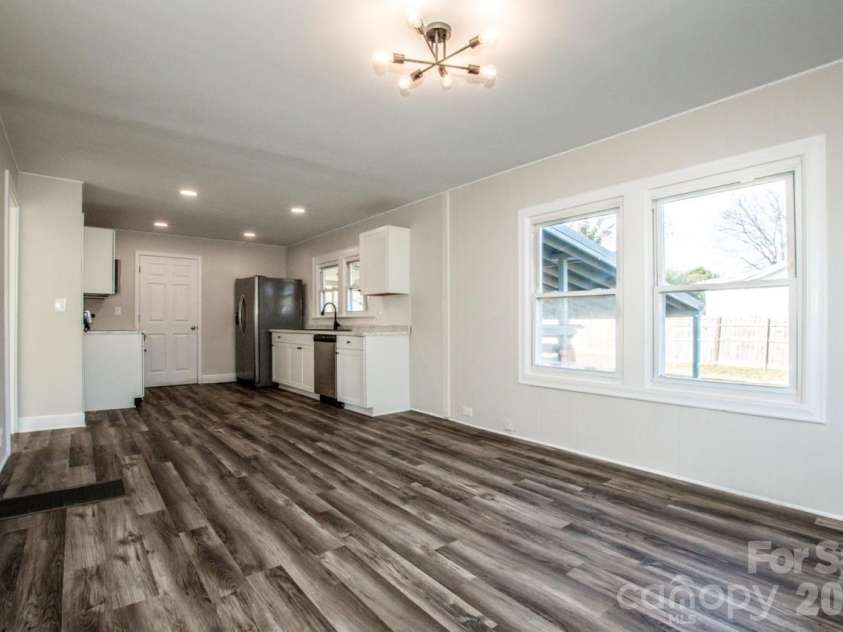 107 Rose Street, Mount Holly, NC 28120.  MLS# CAR4369199, YatesRealty ID 11313. 