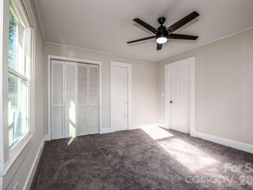 107 Rose Street, Mount Holly, NC 28120.  MLS# CAR4369199, YatesRealty ID 11313. 