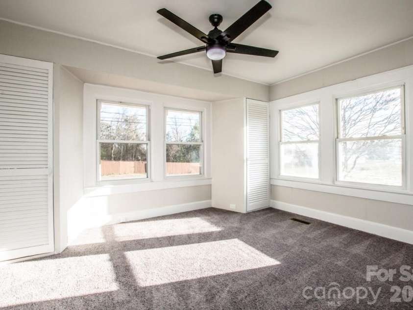 107 Rose Street, Mount Holly, NC 28120.  MLS# CAR4369199, YatesRealty ID 11313. 
