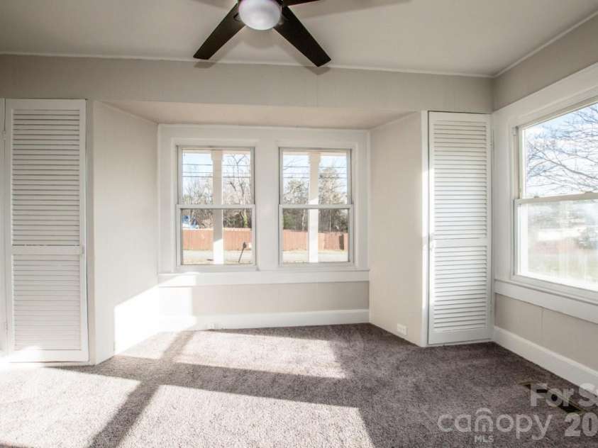 107 Rose Street, Mount Holly, NC 28120.  MLS# CAR4369199, YatesRealty ID 11313. 