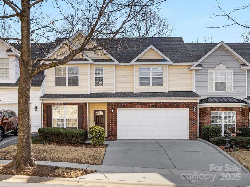 3465 Caldwell Ridge Parkway, Charlotte, NC 28213.  MLS# CAR4228133, YatesRealty ID 11313. 