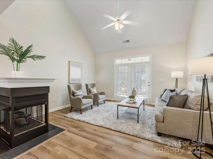 3465 Caldwell Ridge Parkway, Charlotte, NC 28213.  MLS# CAR4228133, YatesRealty ID 11313. 