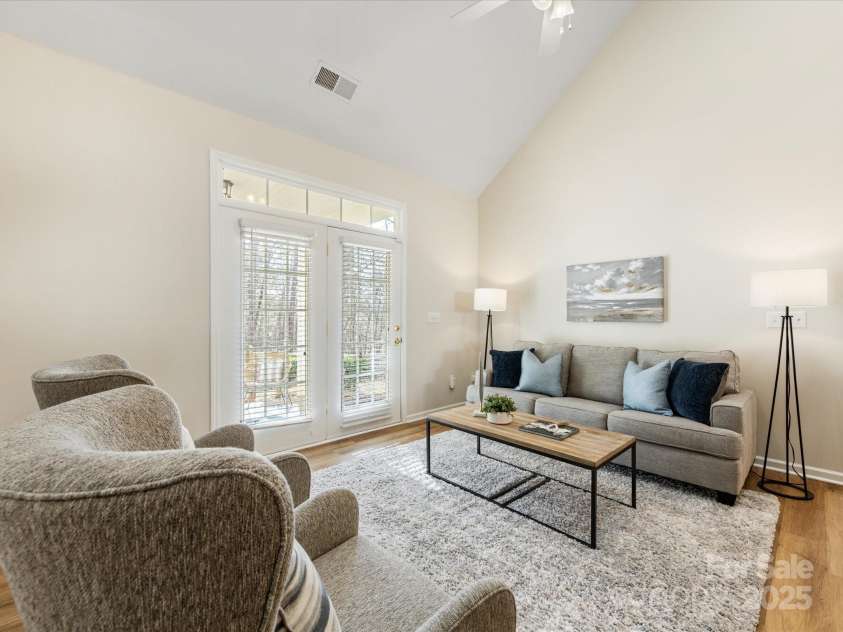 3465 Caldwell Ridge Parkway, Charlotte, NC 28213.  MLS# CAR4228133, YatesRealty ID 11313. 