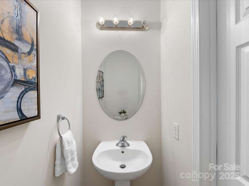 3465 Caldwell Ridge Parkway, Charlotte, NC 28213.  MLS# CAR4228133, YatesRealty ID 11313. 