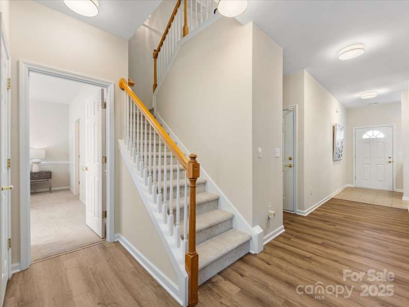 3465 Caldwell Ridge Parkway, Charlotte, NC 28213.  MLS# CAR4228133, YatesRealty ID 11313. 