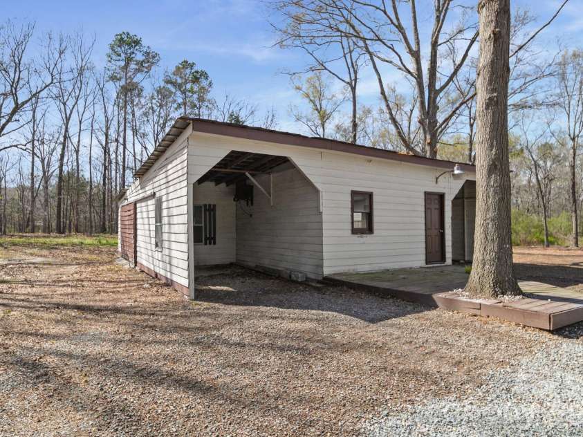 5808 Flint Ridge Church Road, Marshville, NC 28103.  MLS# CAR4359690, YatesRealty ID 11314. 