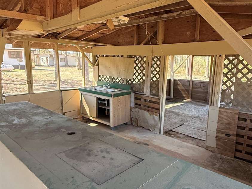 5808 Flint Ridge Church Road, Marshville, NC 28103.  MLS# CAR4359690, YatesRealty ID 11314. 