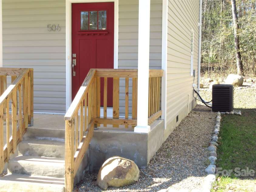 506 Lake Head Road, Norwood, NC 28128.  MLS# CAR4353818, YatesRealty ID 11315. 