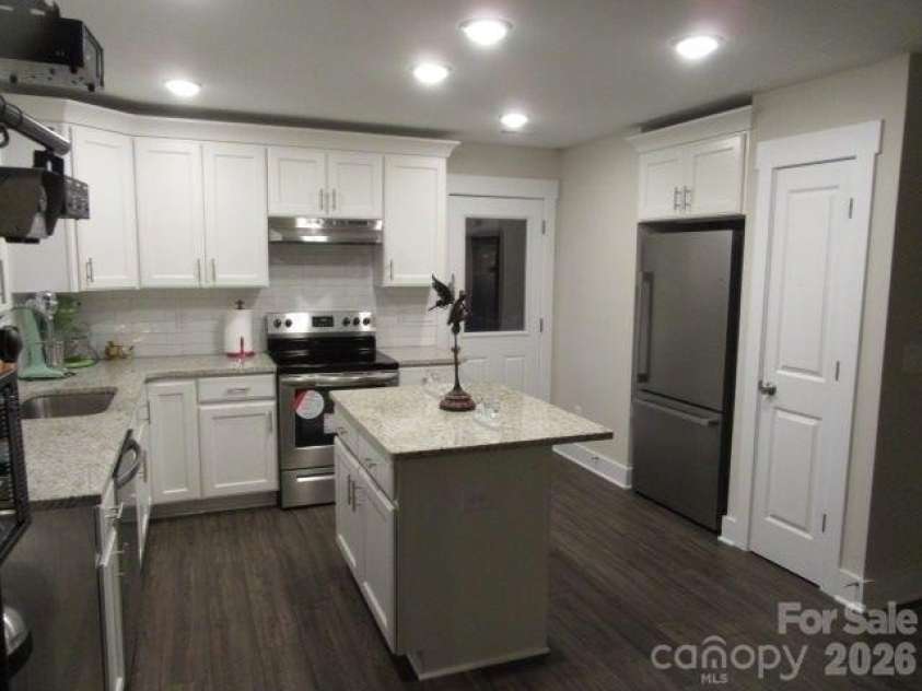 506 Lake Head Road, Norwood, NC 28128.  MLS# CAR4353818, YatesRealty ID 11315. 