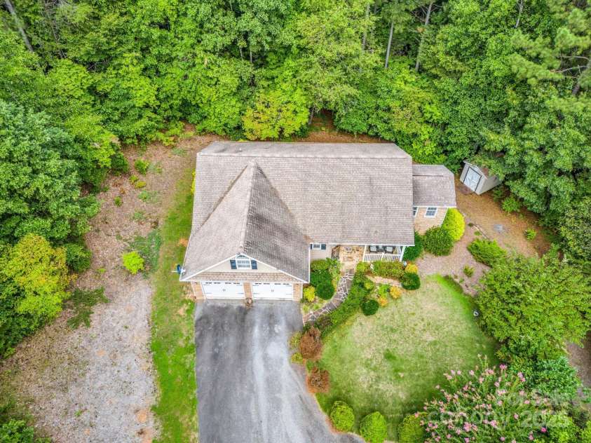 940 Hugh Champion Road, Tryon, NC 28782.  MLS# CAR4244388, YatesRealty ID 11316. 