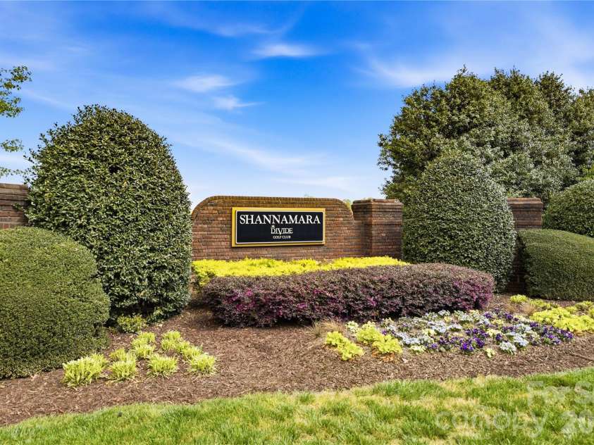 6123 Abergele Lane, Matthews, NC 28104.  MLS# CAR4361724, YatesRealty ID 11317. 