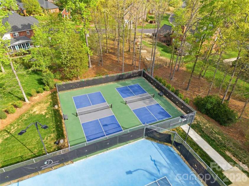 6123 Abergele Lane, Matthews, NC 28104.  MLS# CAR4361724, YatesRealty ID 11317. 