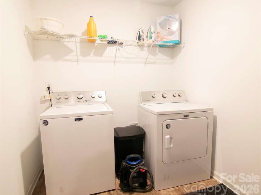 121 Asbury Place, Lexington, NC 27295.  MLS# CAR4352347, YatesRealty ID 11318. Laundry Room