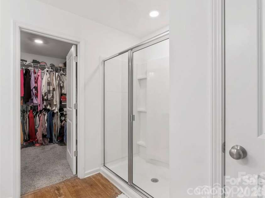 121 Asbury Place, Lexington, NC 27295.  MLS# CAR4352347, YatesRealty ID 11318. Primary Bathroom