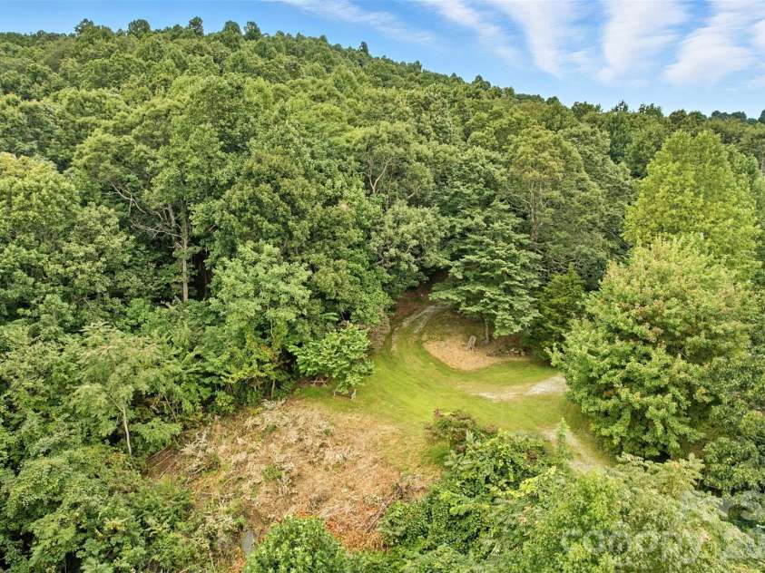 3605 Skyuka Mountain Road, Columbus, NC 28722.  MLS# CAR4289447, YatesRealty ID 11320. 