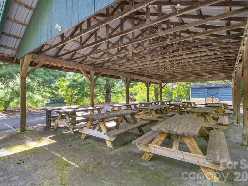3605 Skyuka Mountain Road, Columbus, NC 28722.  MLS# CAR4289447, YatesRealty ID 11320. Picnic Pavillon