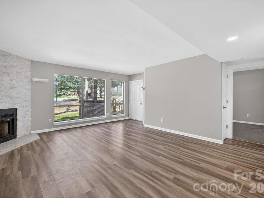 1612 Sharon Road, Charlotte, NC 28210.  MLS# CAR4364547, YatesRealty ID 11321. 
