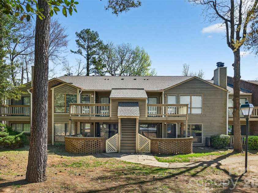 1612 Sharon Road, Charlotte, NC 28210.  MLS# CAR4364547, YatesRealty ID 11321. 