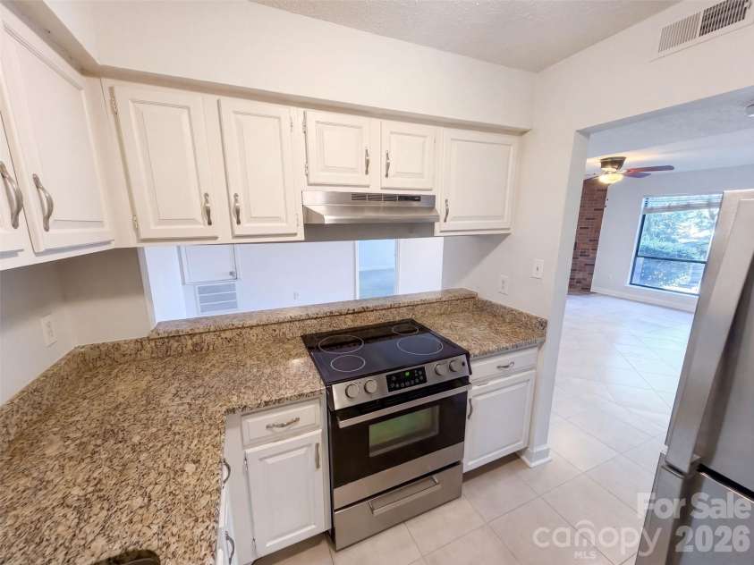 1612 Sharon Road, Charlotte, NC 28210.  MLS# CAR4415970, YatesRealty ID 11321. Staged Photo
