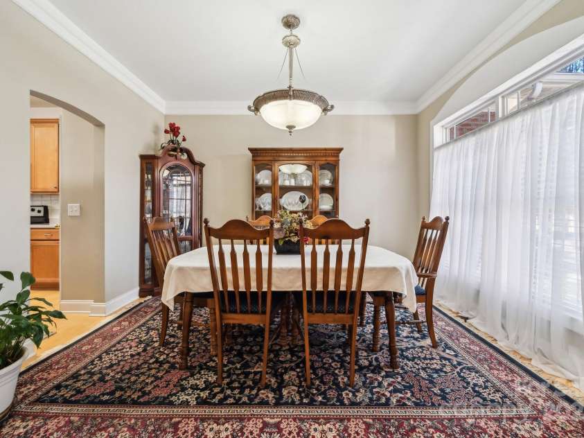 10620 Ford Road, Charlotte, NC 28214.  MLS# CAR4277781, YatesRealty ID 11322. 