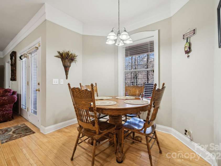 10620 Ford Road, Charlotte, NC 28214.  MLS# CAR4277781, YatesRealty ID 11322. 