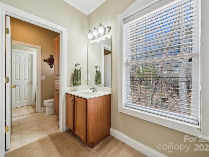 10620 Ford Road, Charlotte, NC 28214.  MLS# CAR4277781, YatesRealty ID 11322. 