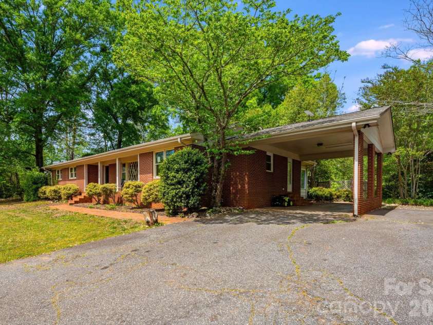 1737 Whitesides Road, Forest City, NC 28043.  MLS# CAR4358974, YatesRealty ID 11322. 