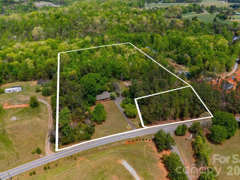 1737 Whitesides Road, Forest City, NC 28043.  MLS# CAR4358974, YatesRealty ID 11322. 