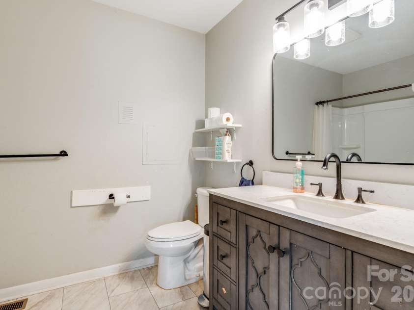 1737 Whitesides Road, Forest City, NC 28043.  MLS# CAR4358974, YatesRealty ID 11322. 