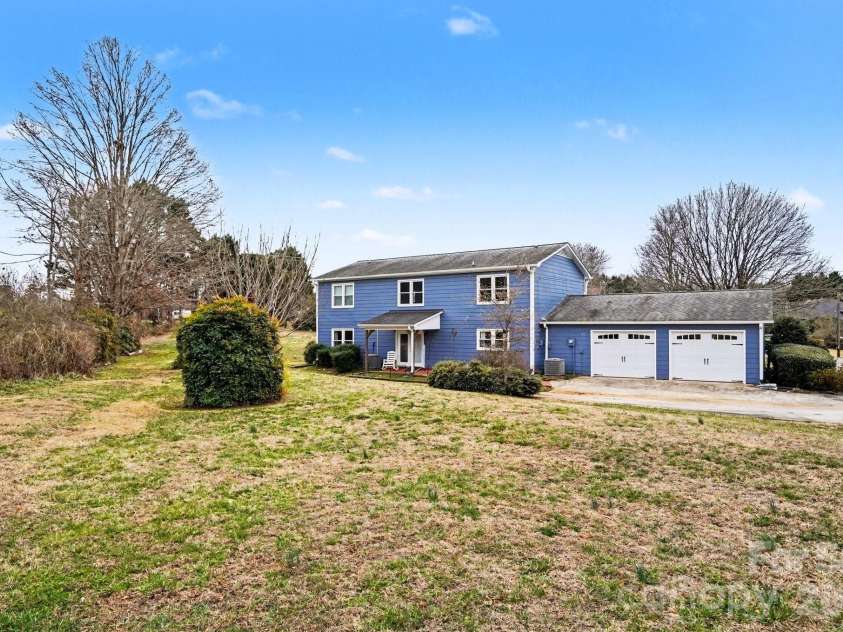 3361 47th Avenue Place, Hickory, NC 28601.  MLS# CAR4350708, YatesRealty ID 11323. Back property