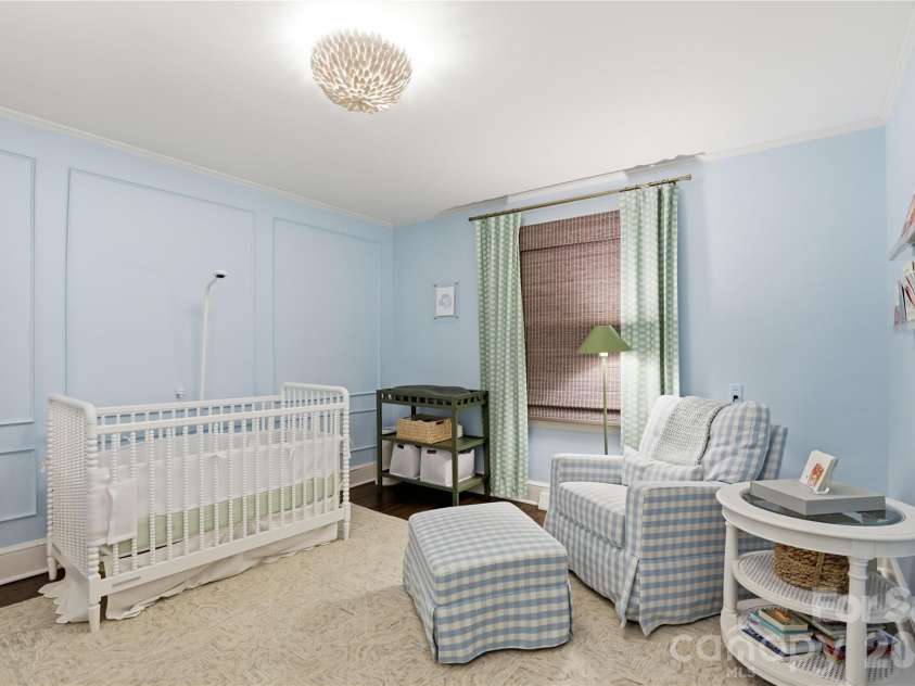 2732 Temple Lane, Charlotte, NC 28205.  MLS# CAR4362386, YatesRealty ID 11324. 