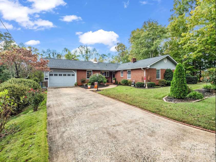 343 Nebraska Street, Spindale, NC 28160.  MLS# CAR4312863, YatesRealty ID 11325. 