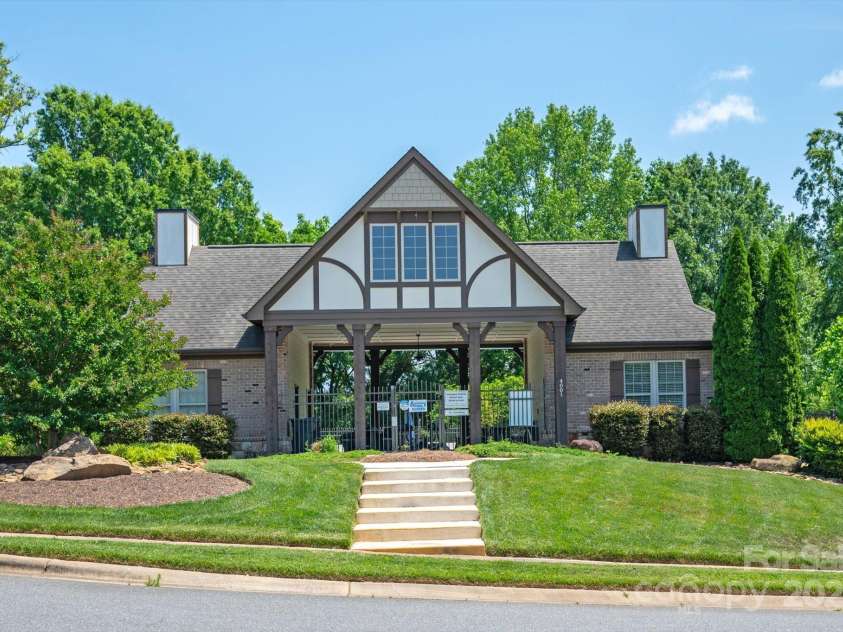 938 Rock Forest Way, Fort Mill, SC 29707.  MLS# CAR4252982, YatesRealty ID 11326. 