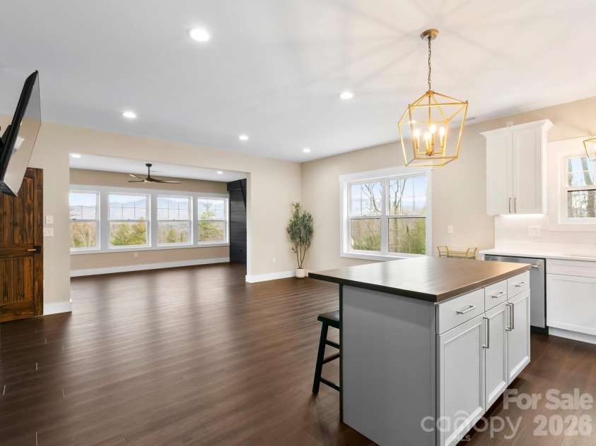 3 Erin Glen Court, Fairview, NC 28730.  MLS# CAR4316176, YatesRealty ID 11327. Open Concept Kitchen/Dining
