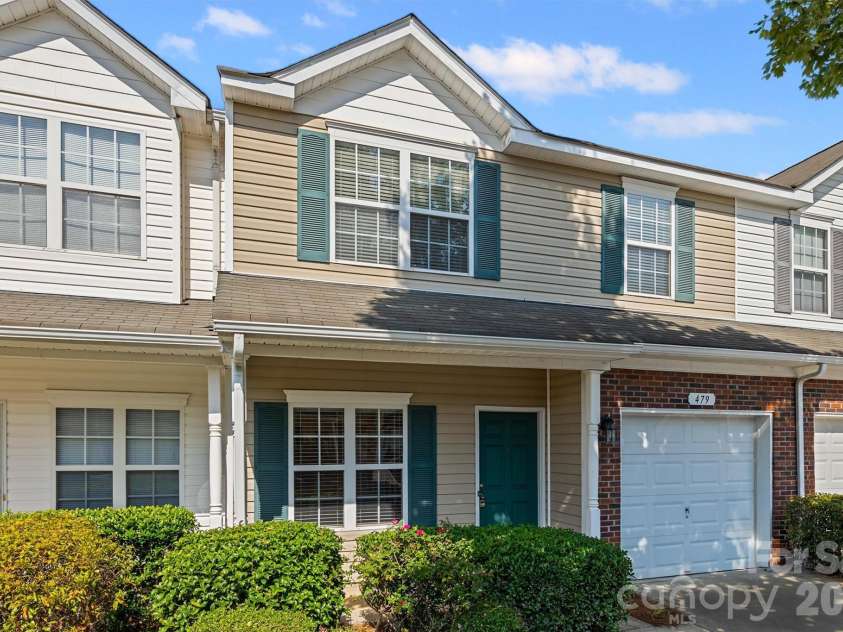 479 Delta Drive, Fort Mill, SC 29715.  MLS# CAR4286590, YatesRealty ID 11328. 