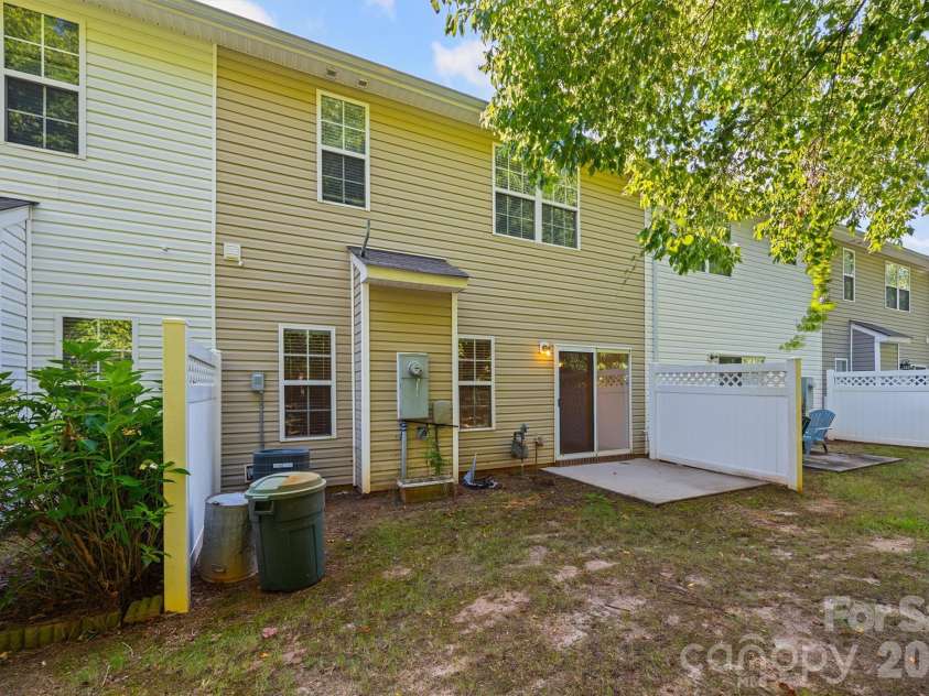 479 Delta Drive, Fort Mill, SC 29715.  MLS# CAR4286590, YatesRealty ID 11328. 