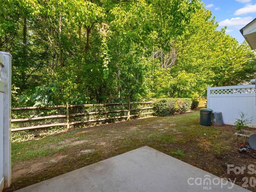 479 Delta Drive, Fort Mill, SC 29715.  MLS# CAR4286590, YatesRealty ID 11328. 