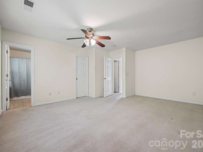 479 Delta Drive, Fort Mill, SC 29715.  MLS# CAR4286590, YatesRealty ID 11328. 