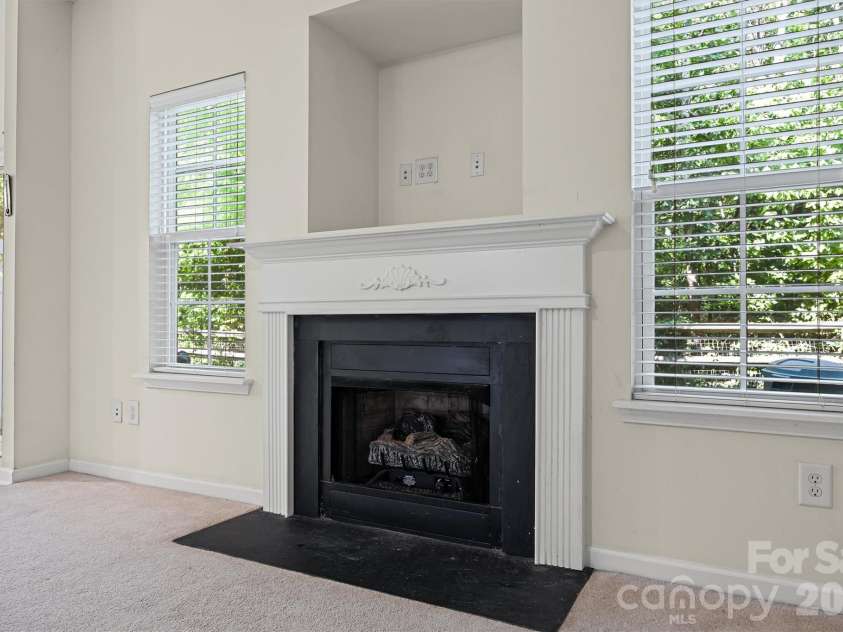 479 Delta Drive, Fort Mill, SC 29715.  MLS# CAR4286590, YatesRealty ID 11328. 