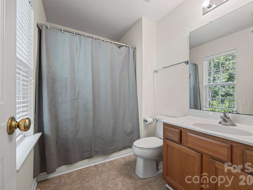 479 Delta Drive, Fort Mill, SC 29715.  MLS# CAR4286590, YatesRealty ID 11328. 