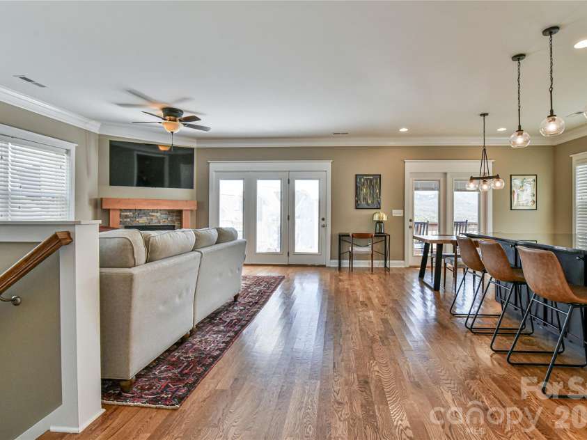 3 Leeds Lane, Black Mountain, NC 28711.  MLS# CAR4369032, YatesRealty ID 11329. Open Living/ Dining/ Kitchen