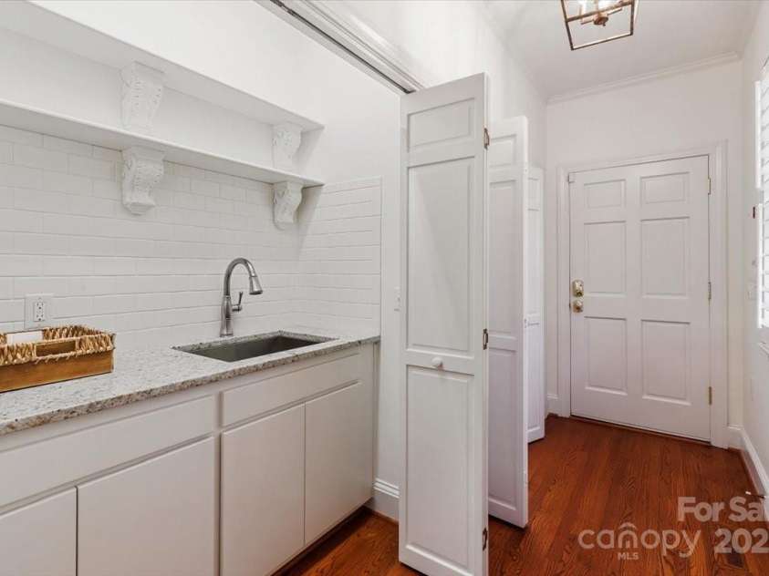 341 Beckwick Lane, Concord, NC 28025.  MLS# CAR4227845, YatesRealty ID 11329. 