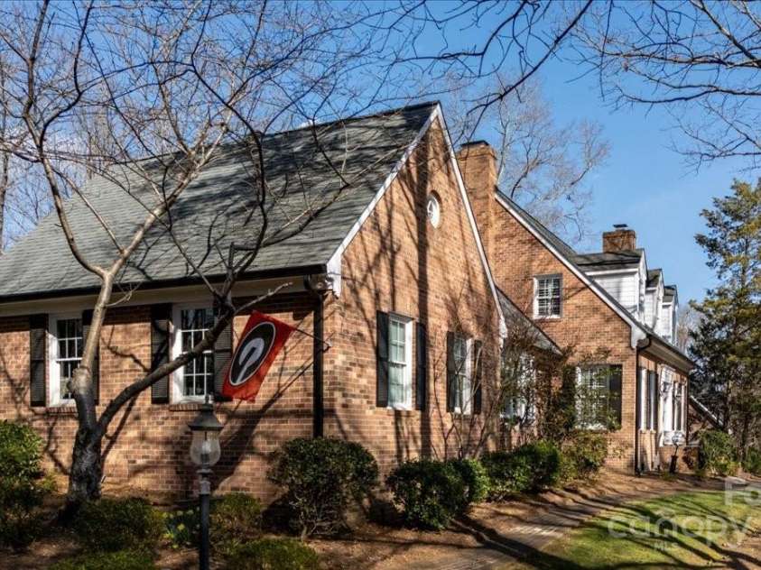 341 Beckwick Lane, Concord, NC 28025.  MLS# CAR4227845, YatesRealty ID 11329. 