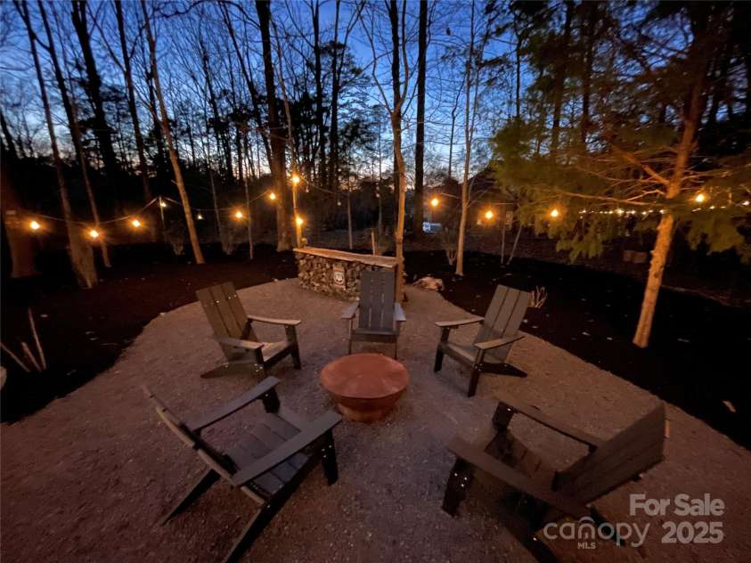 341 Beckwick Lane, Concord, NC 28025.  MLS# CAR4227845, YatesRealty ID 11329. 