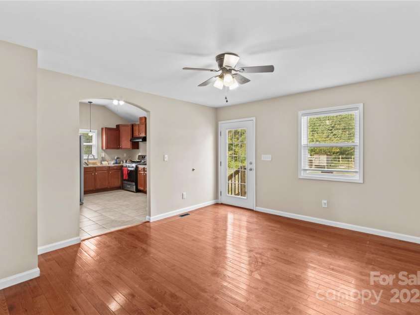 106 Emlee Street, Lexington, NC 27295.  MLS# CAR4312427, YatesRealty ID 1133. 