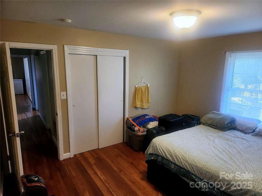 117 Bolding Street, Gastonia, NC 28052.  MLS# CAR4298588, YatesRealty ID 1133. 1st bedroom