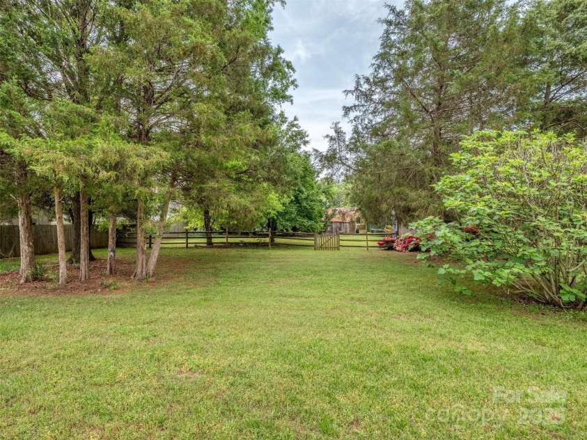 2603 Willis Drive, Harrisburg, NC 28075.  MLS# CAR4249217, YatesRealty ID 11330. 