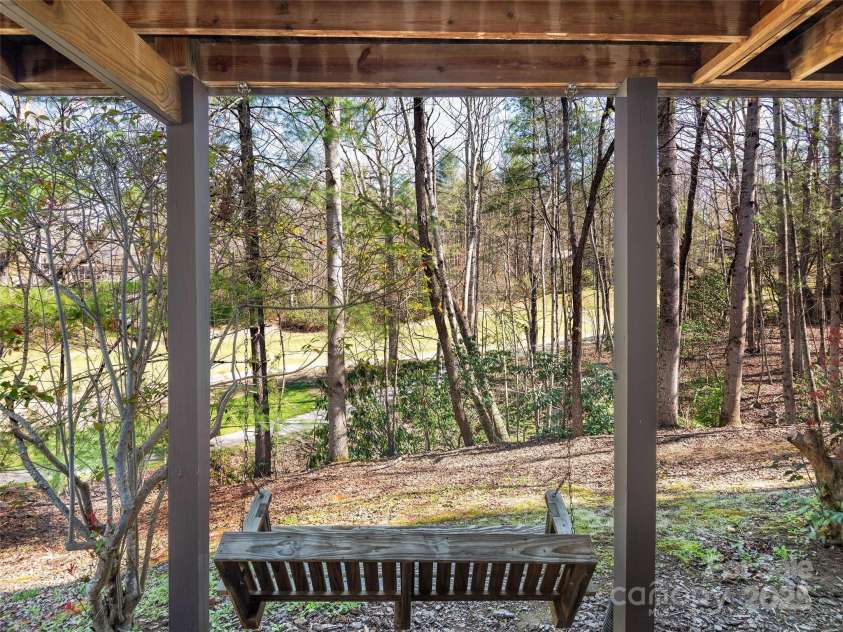150 Cove Loop Road, Hendersonville, NC 28739.  MLS# CAR4243954, YatesRealty ID 11332. 