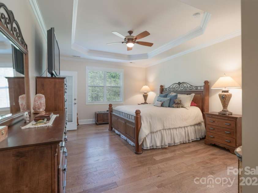 11008 Round Rock Road, Charlotte, NC 28277.  MLS# CAR4251627, YatesRealty ID 11333. Primary Bedroom on Main Level